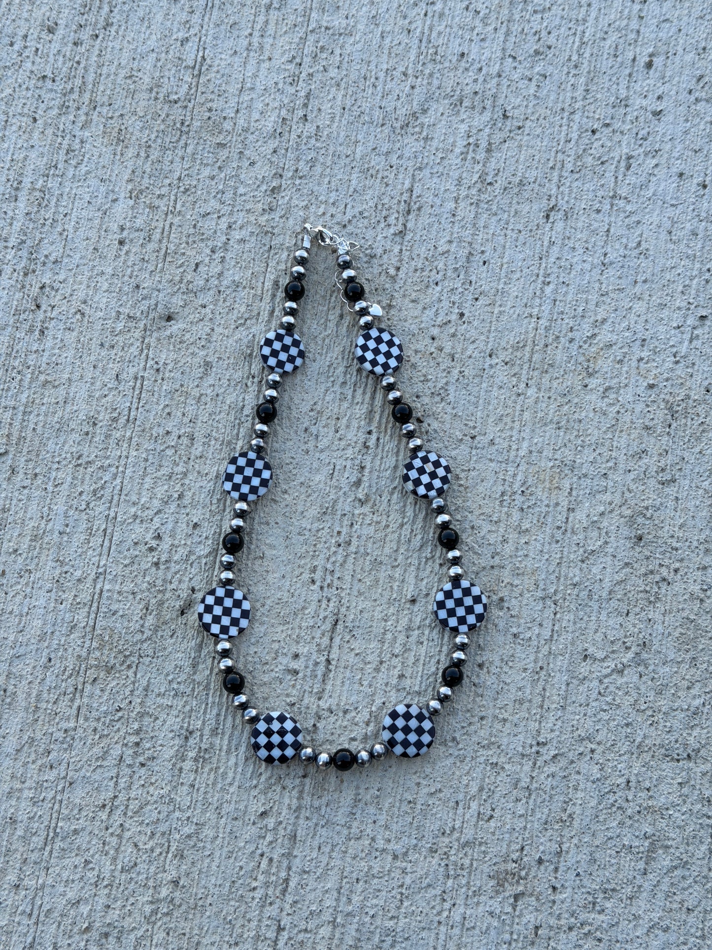 14.5-16.5" Black Onyx & Checkered