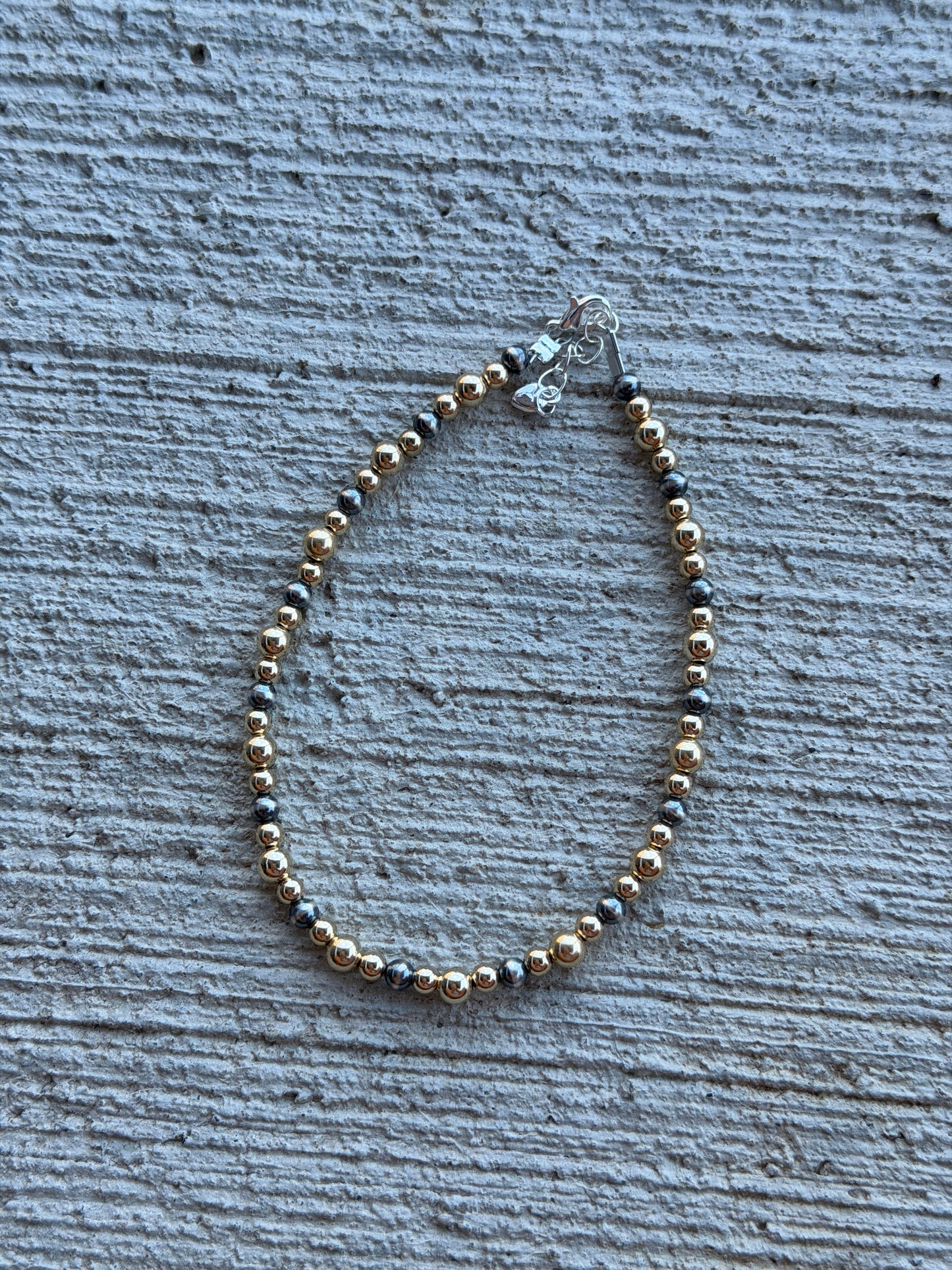 9.5-10.5” Pearl & Gold Anklet