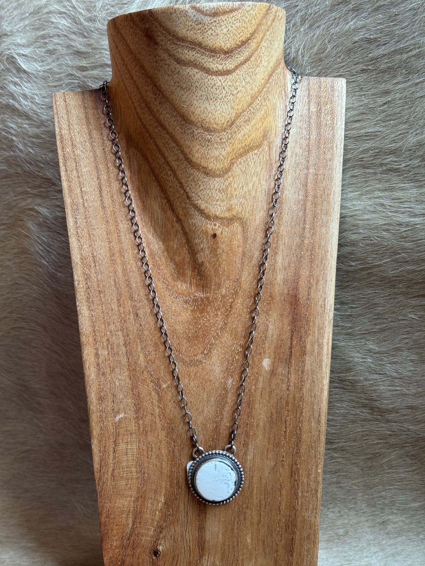 19" White Buffalo Bar Necklace