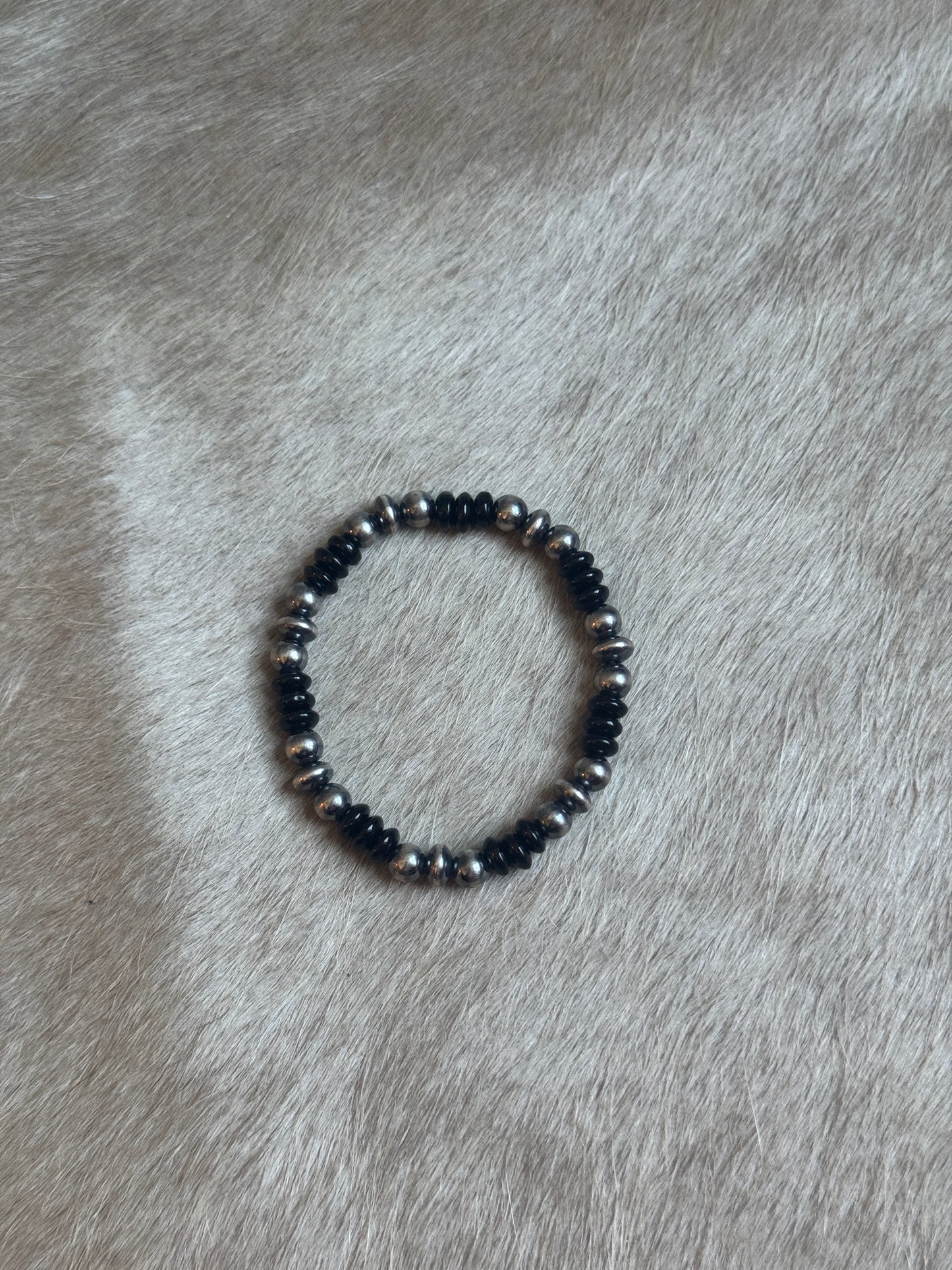 Pearl & Black Onyx Stretchy Bracelet