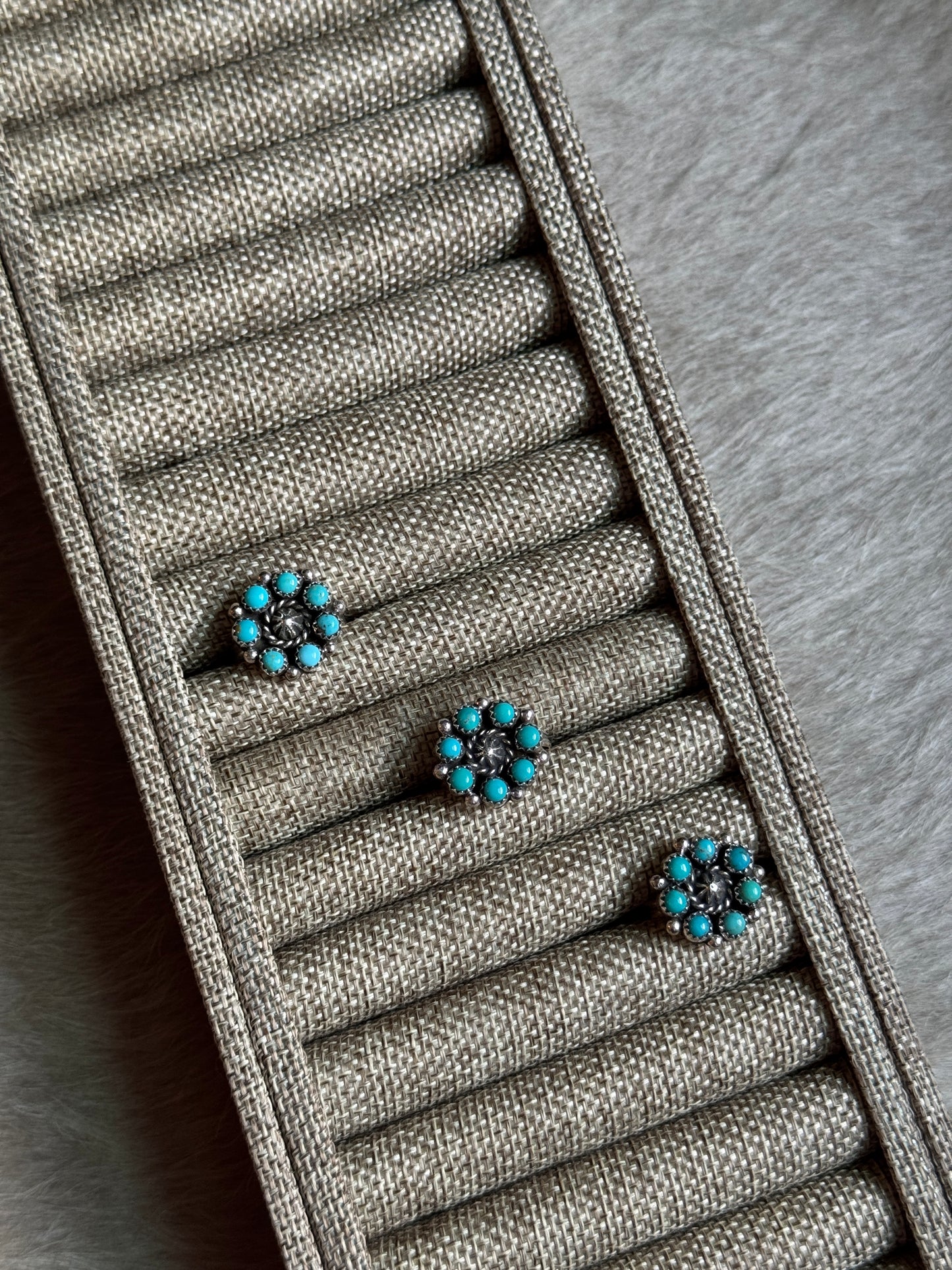 Sz 8 Turquoise Cluster Ring