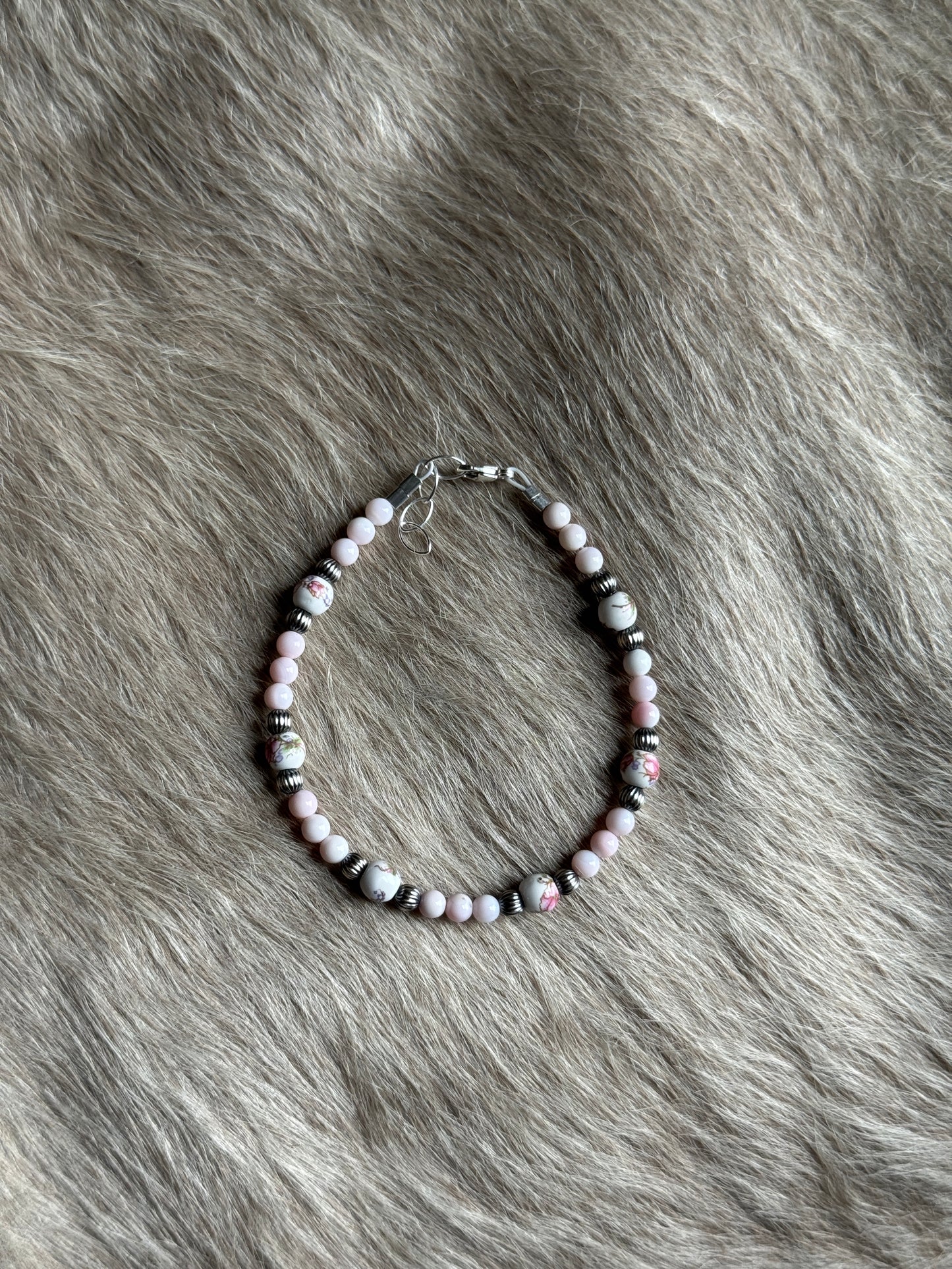 7.5-8" Pink Conch & Floral