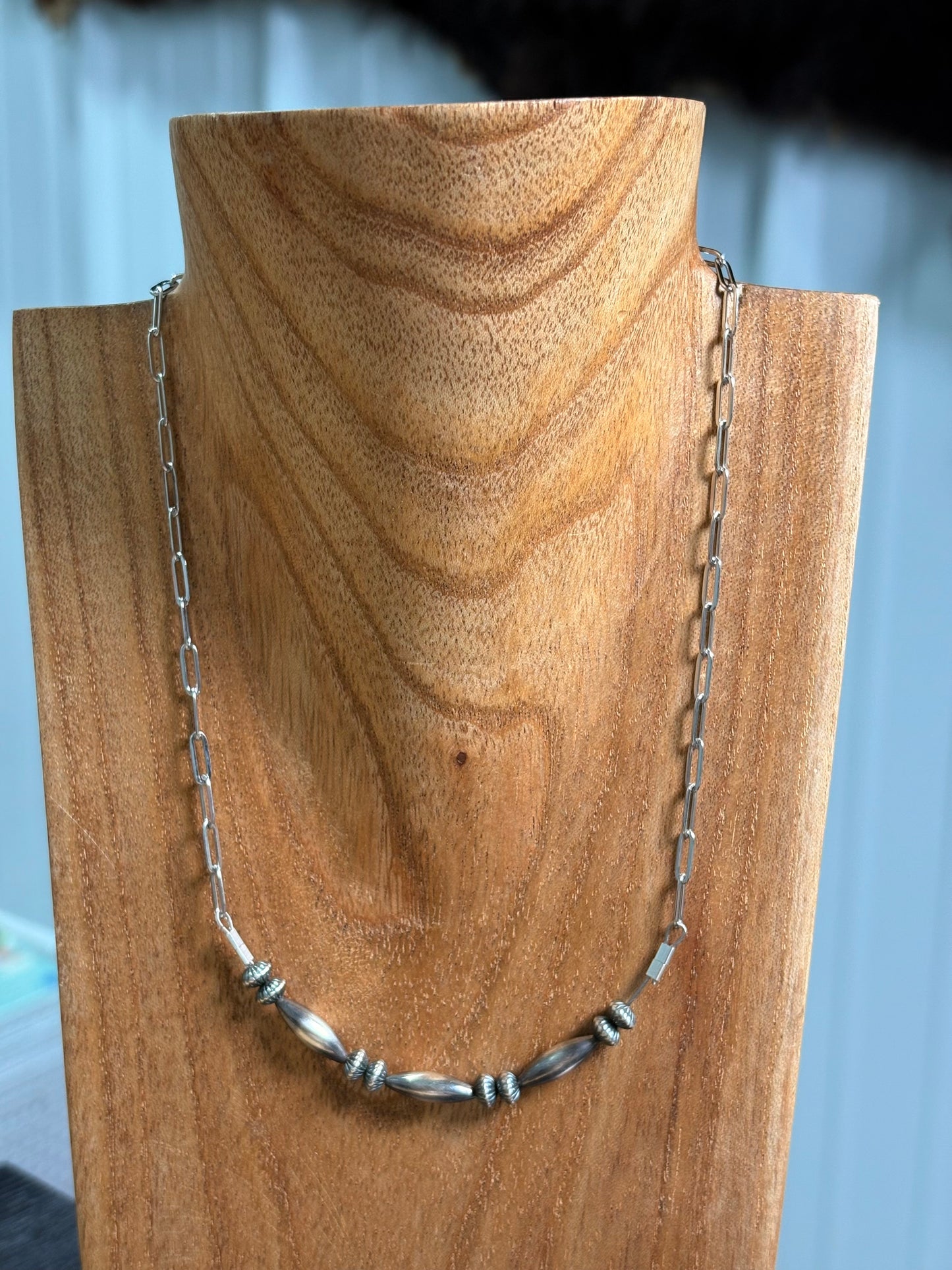 16" Saucer & Torpedo Bar Necklace