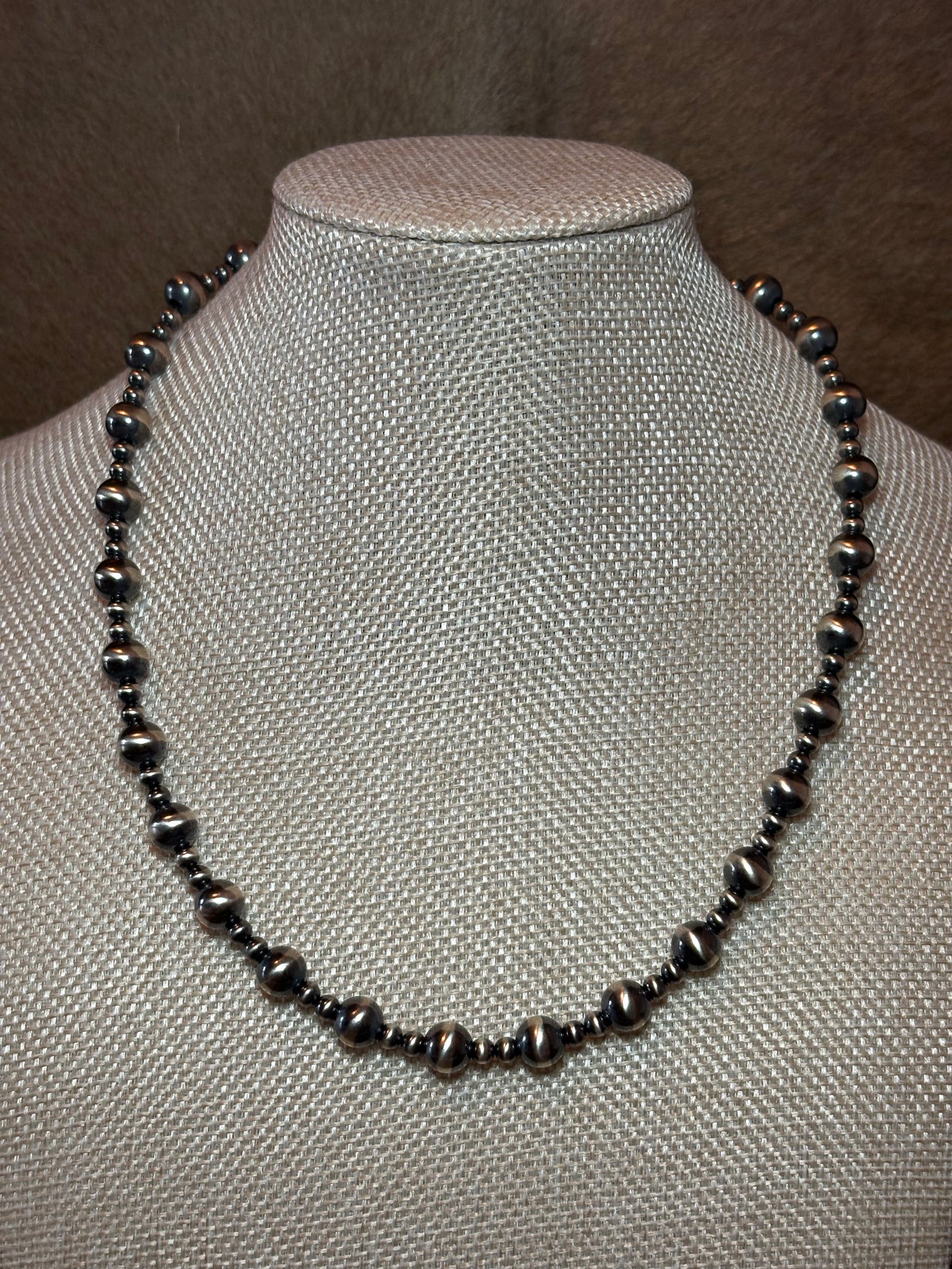 18-19.5" 4 & 8mm Sterling Pearl