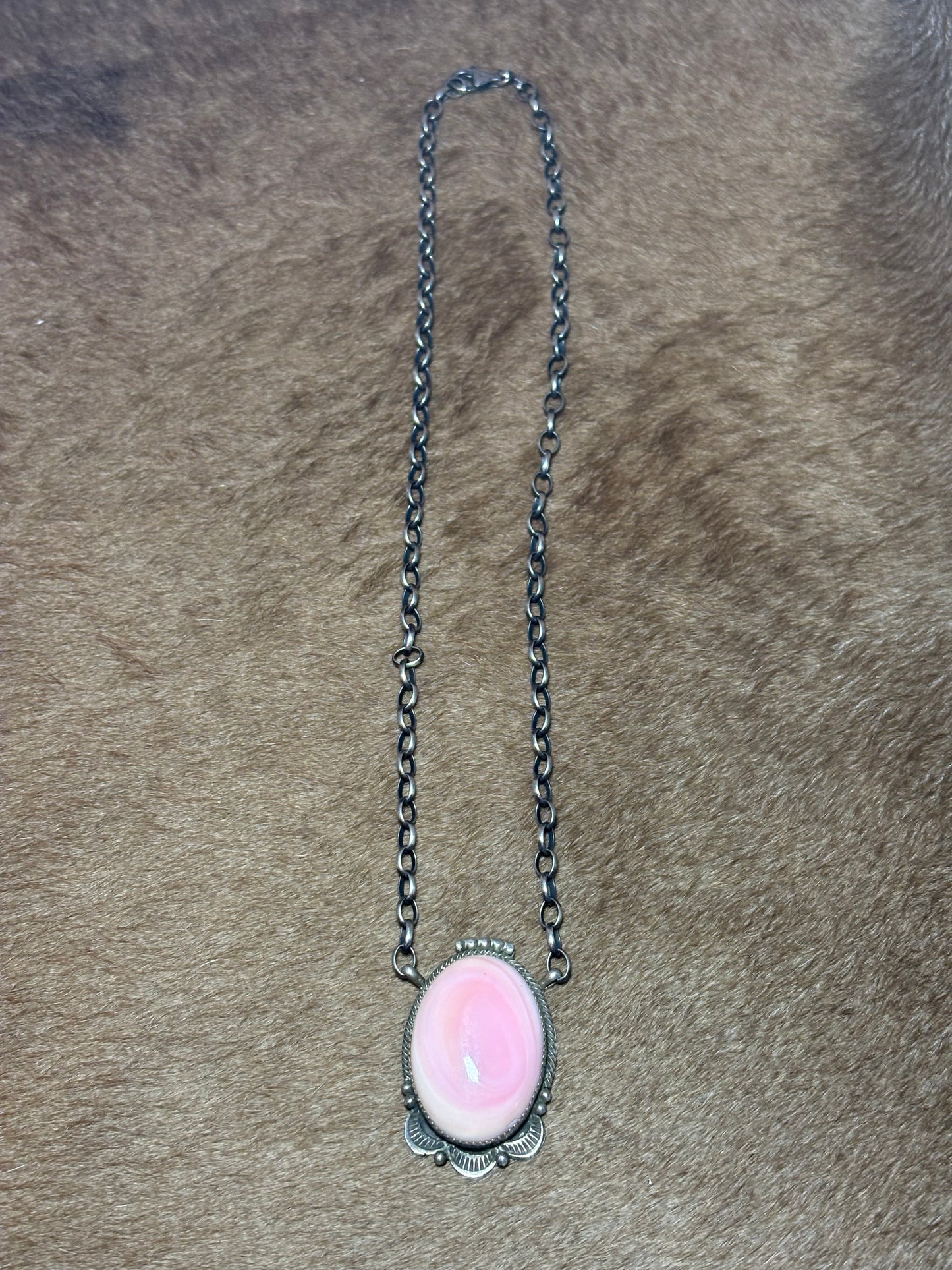 20" Pink Conch Necklace
