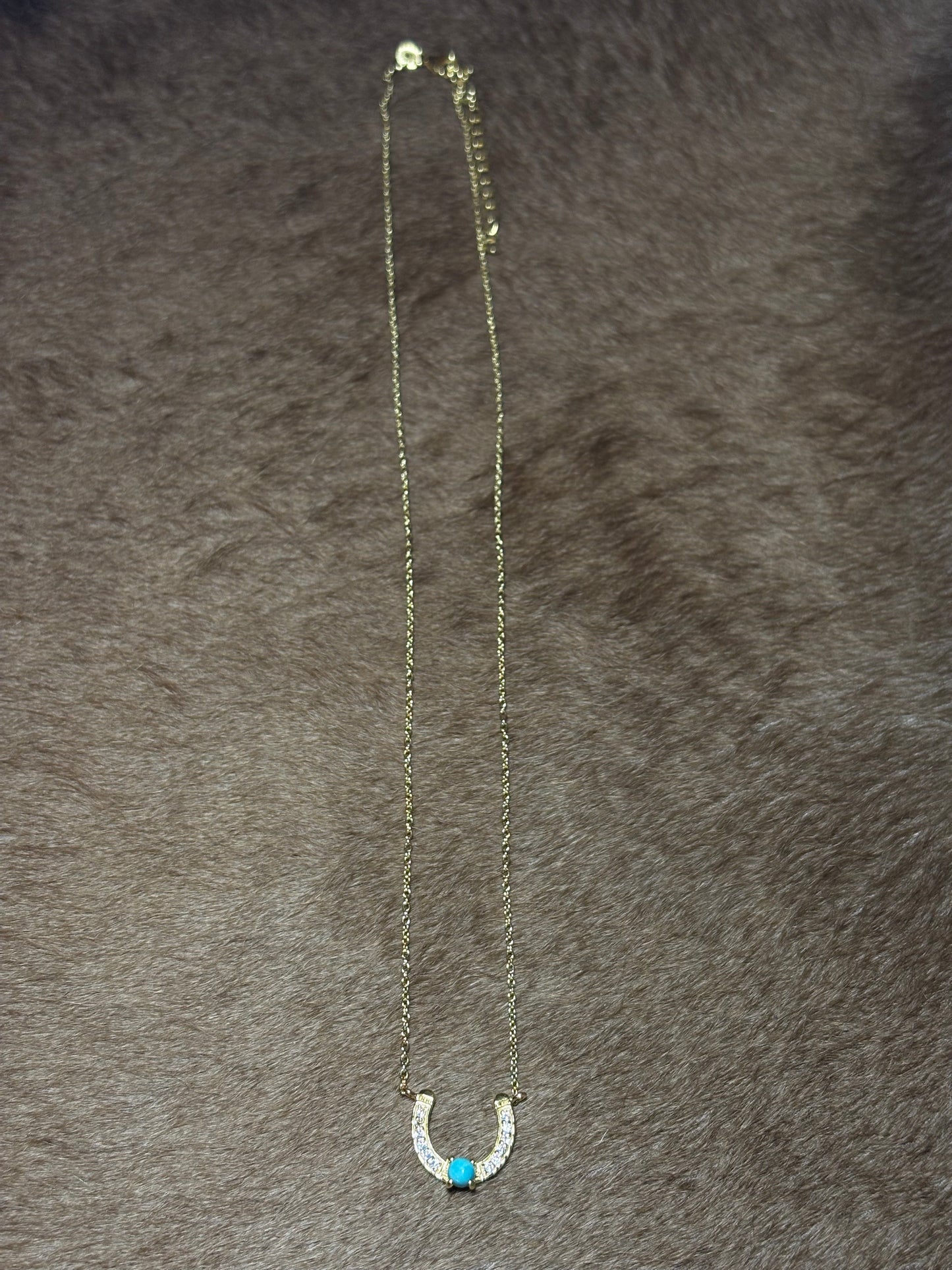 18-20” 14k Plated Gold Horseshoe