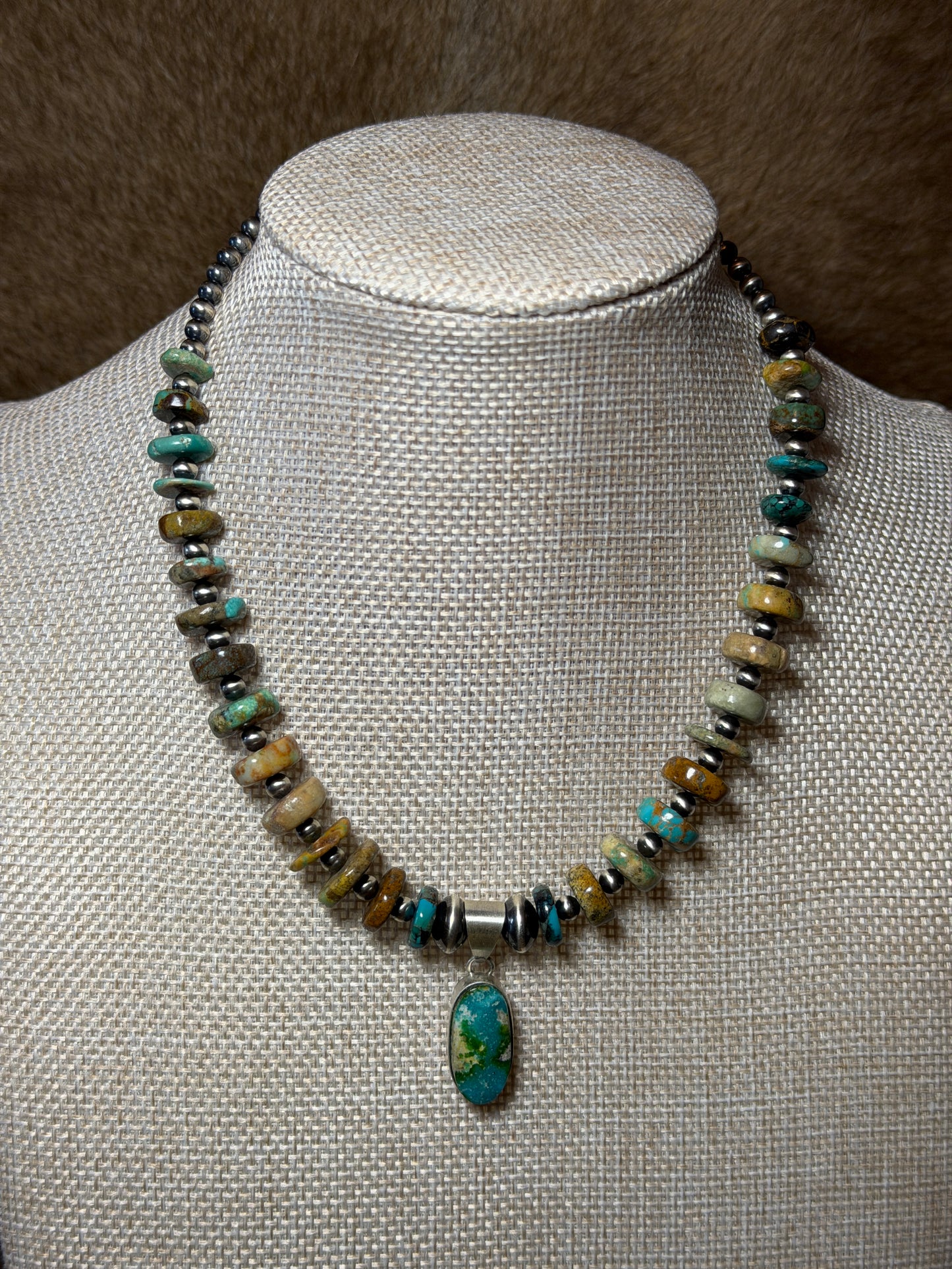 14.5-16" Genuine Turquoise, Pearl w/Pendant