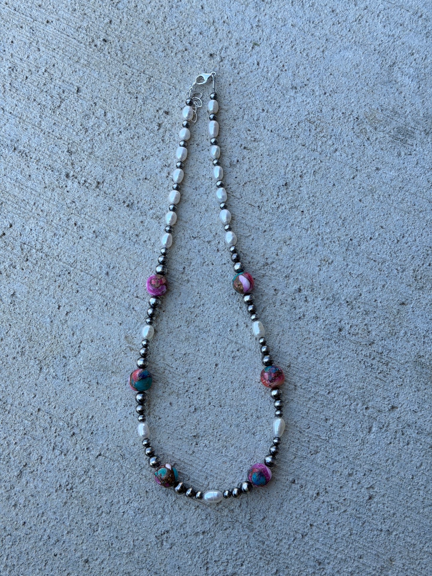 18-19.5" Freshwater Pearl & Pink Dahlia