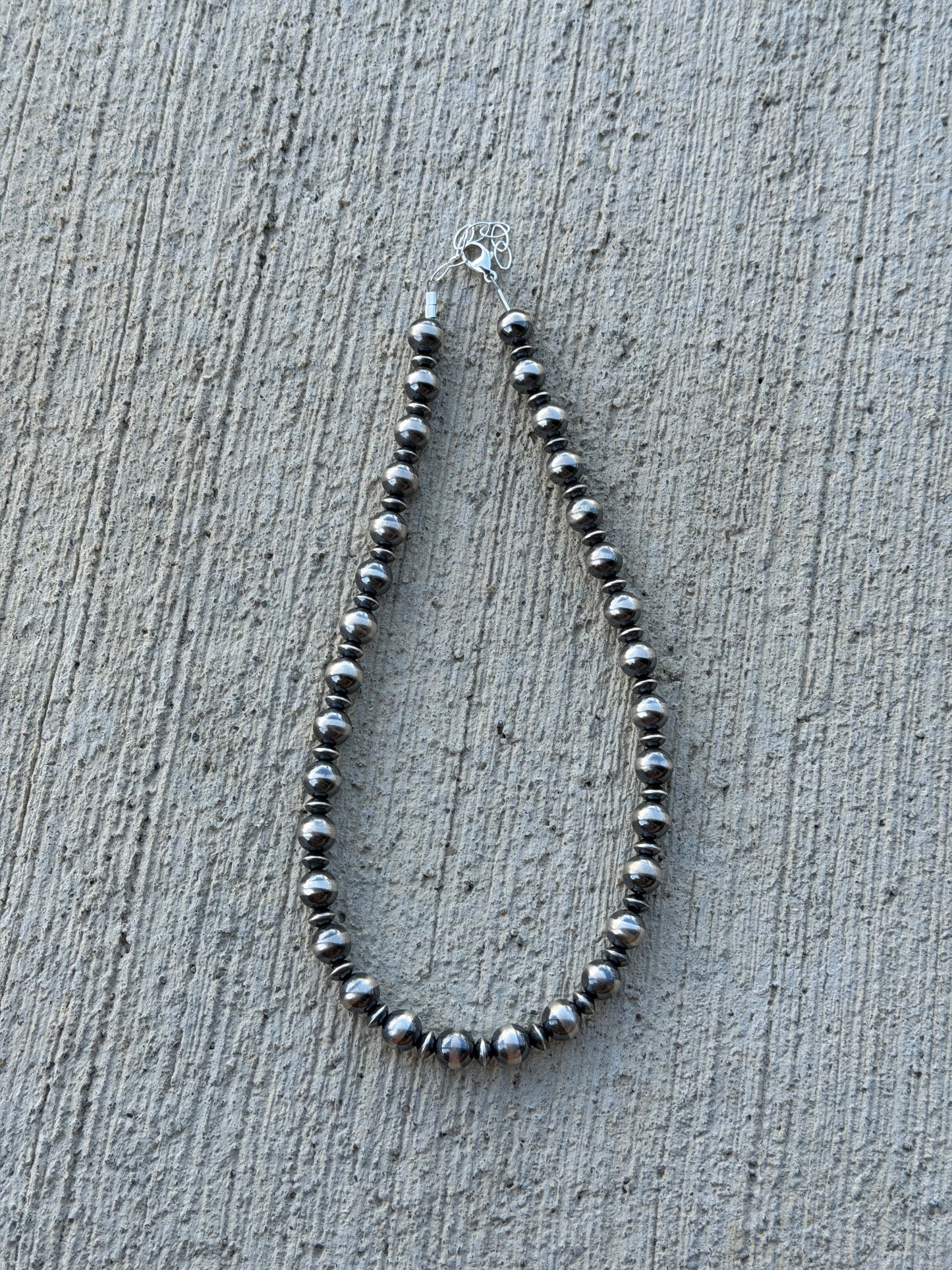 15.5-17" 8mm Pearl & 5mm Saucer
