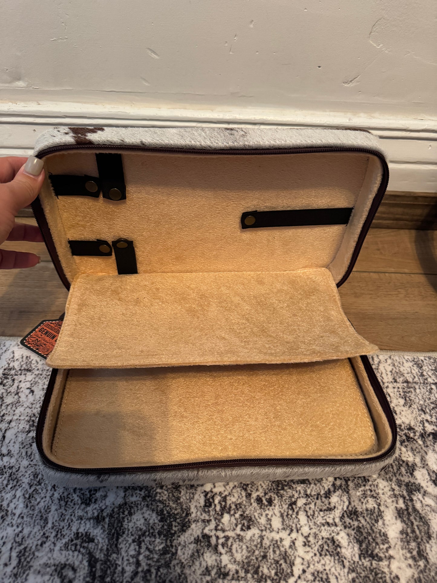 Dark Cowhide Jewelry Box