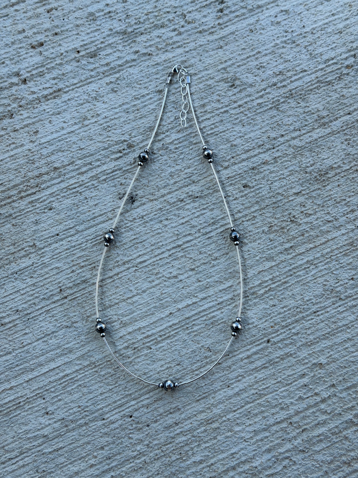 16-18" Liquid Silver & Pearl