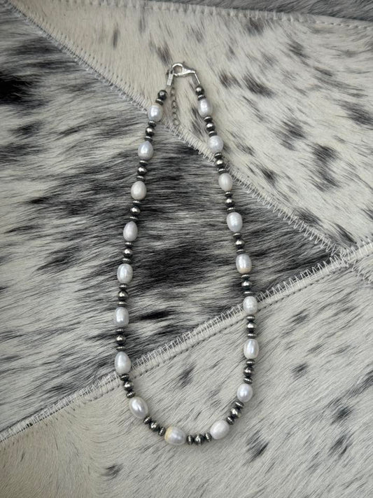 15.5-17" Freshwater Pearl w/ 5mm Pearl and 4mm Corrugated Saucer Necklace