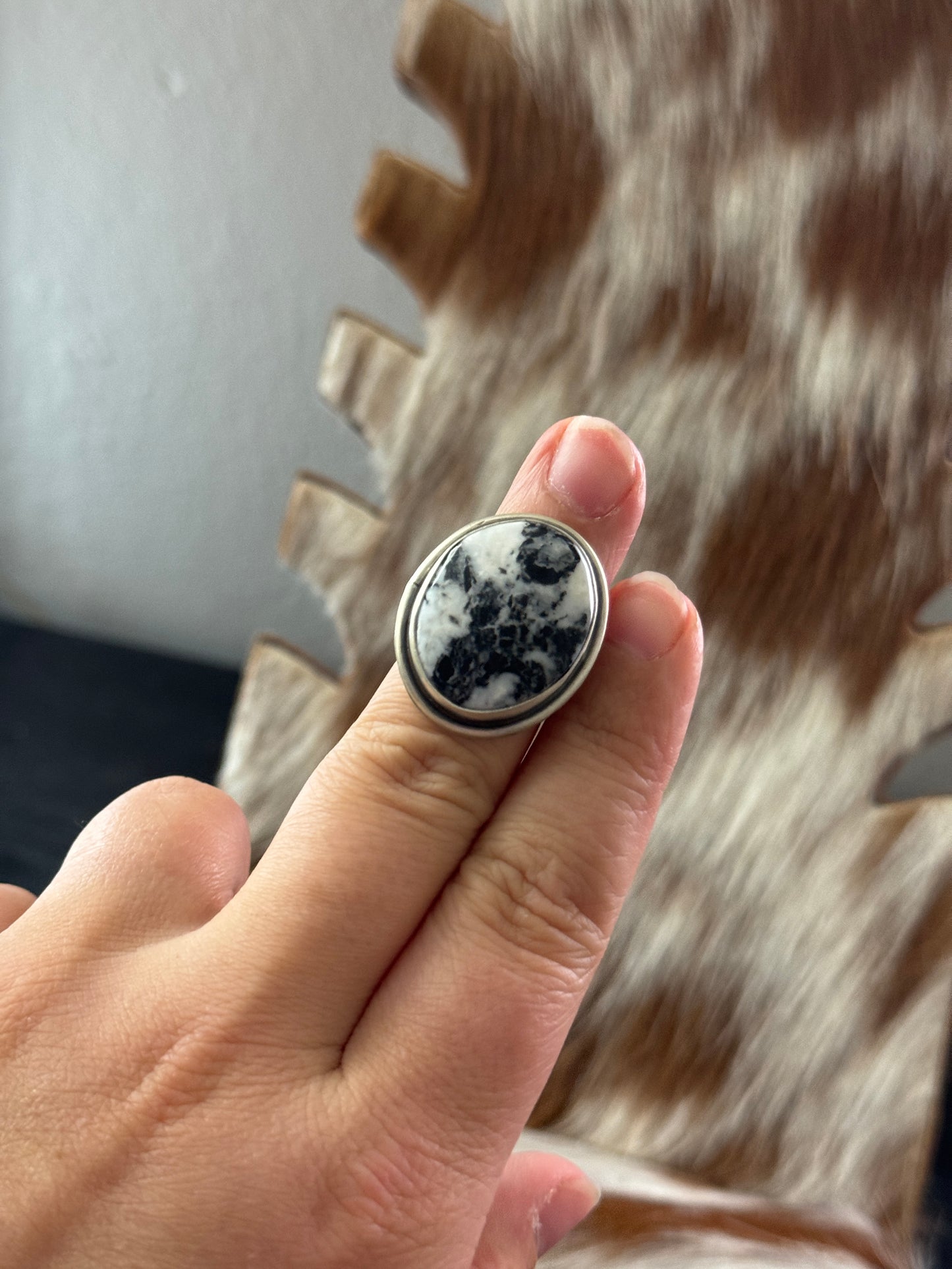 White Buffalo Ring, sz 6.5