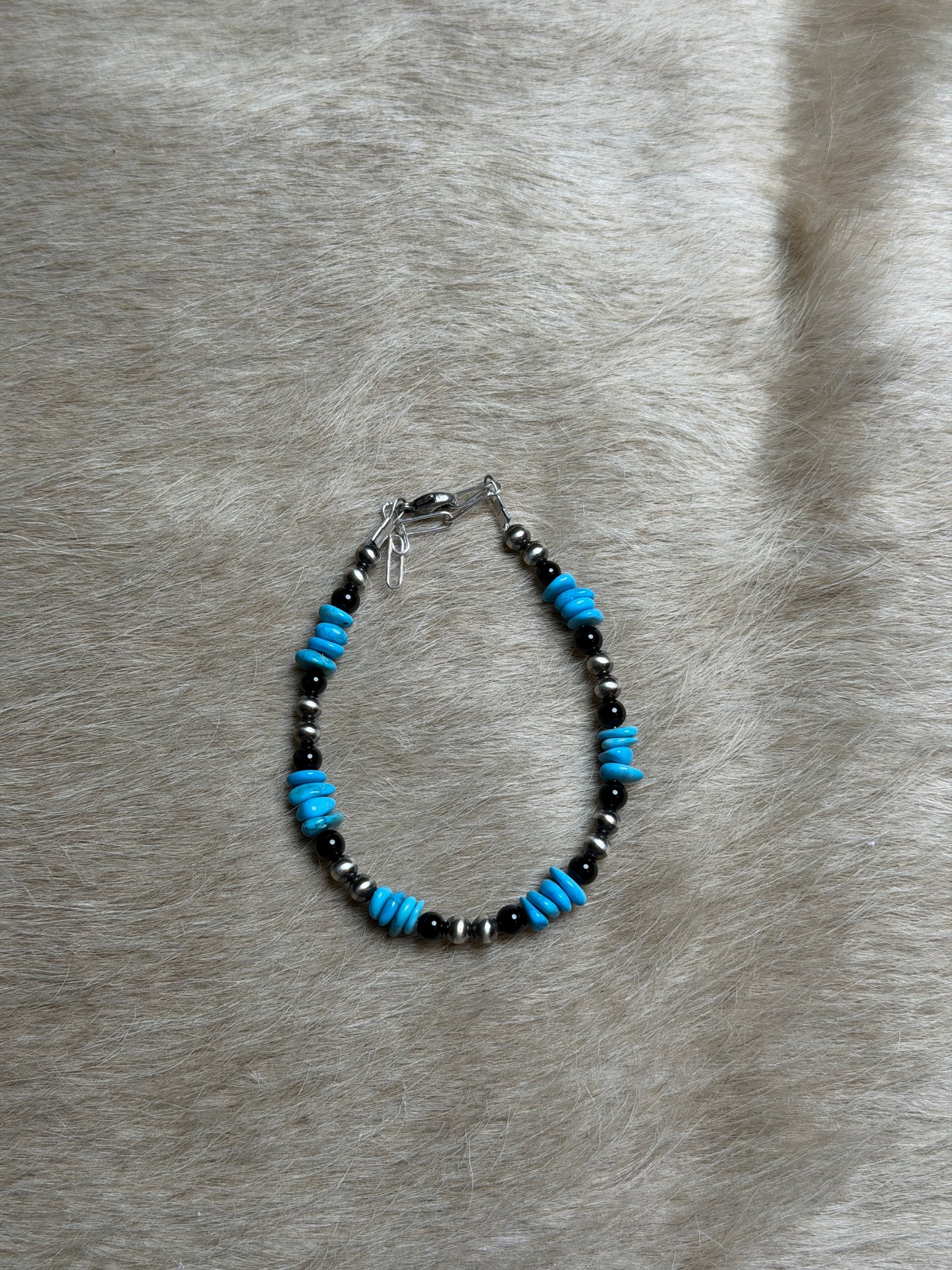 6.5-7" Turquoise & Black Onyx