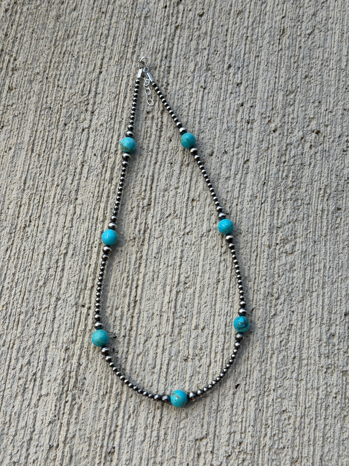 17-18.5” Pearl & Turquoise