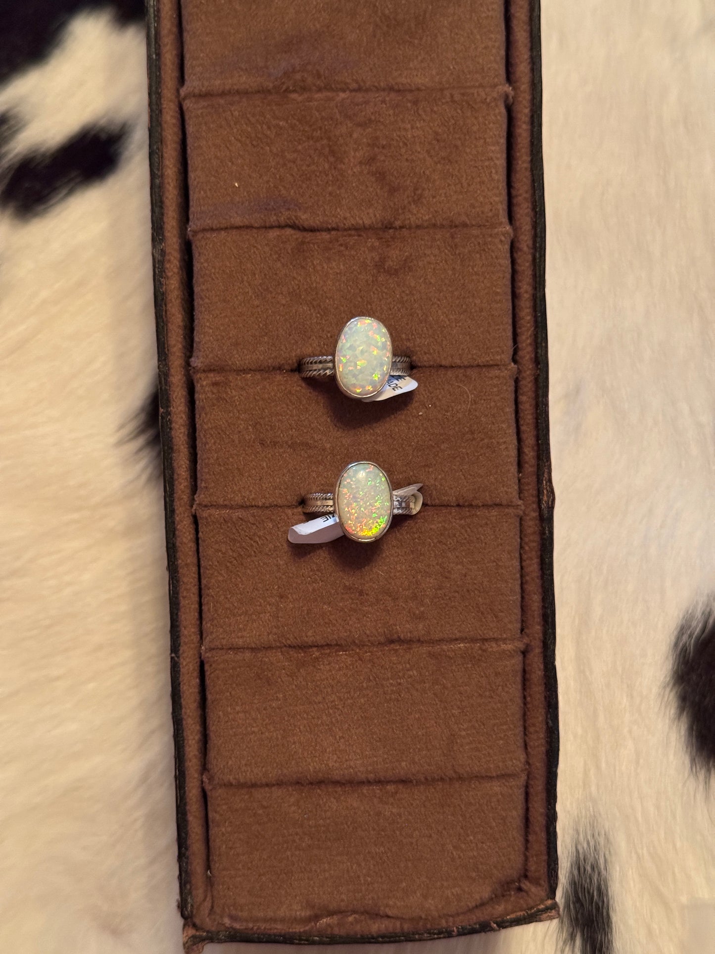 Sz 9 White Opal Rings