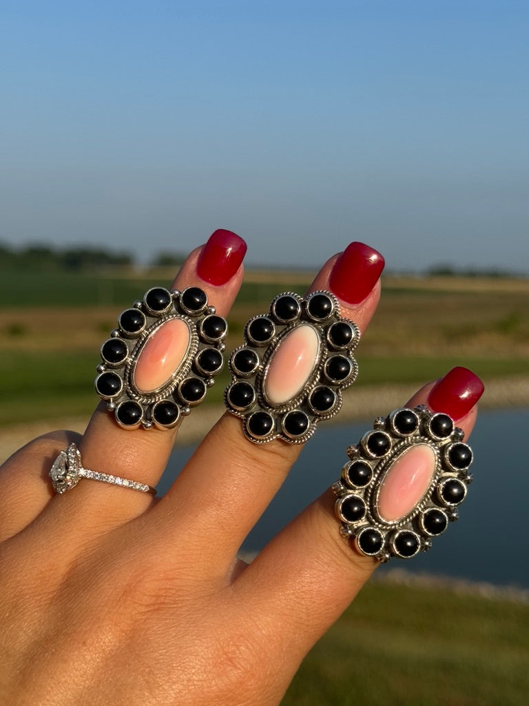 Black Onyx & Pink Conch Adjustable Ring