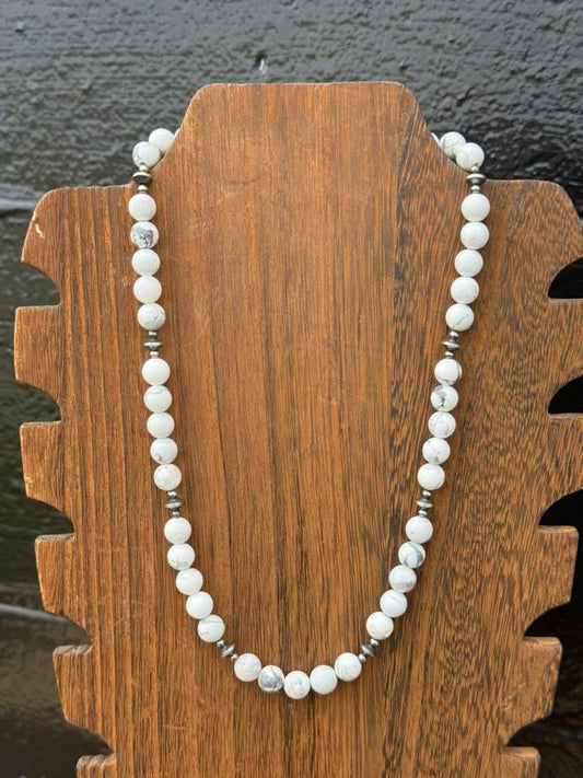 18” Howlite & Pearl
