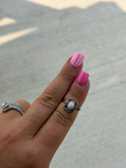 Sz 6.5 Pink Conch Ring