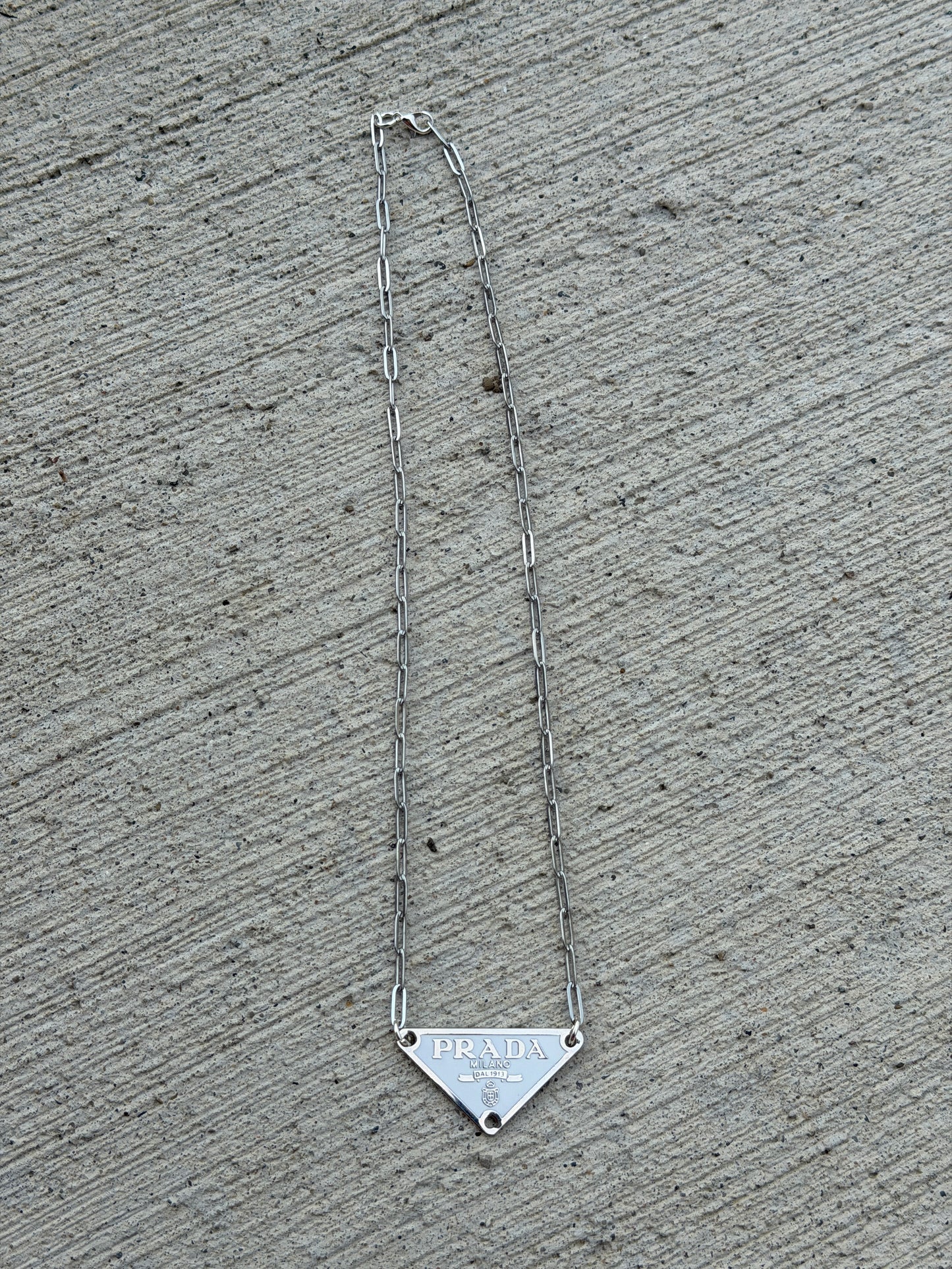 18" White Designer Necklace
