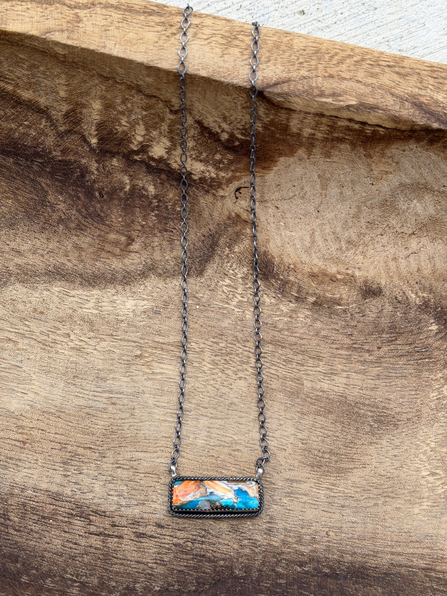 18" Kingman Spiny Bar Necklace