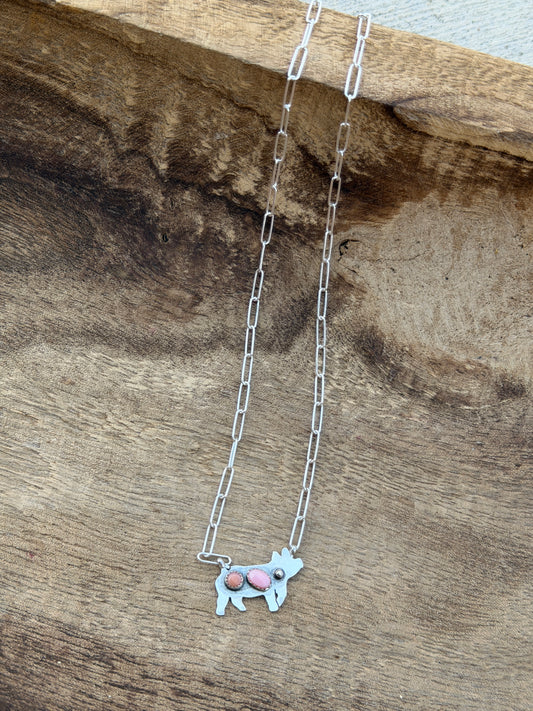 16" Pig & Pink Conch Necklace