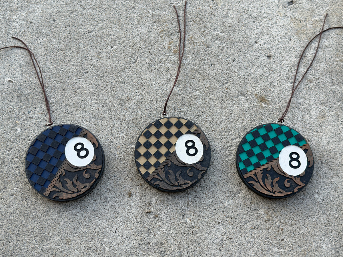 Checkered 8-ball Freshie