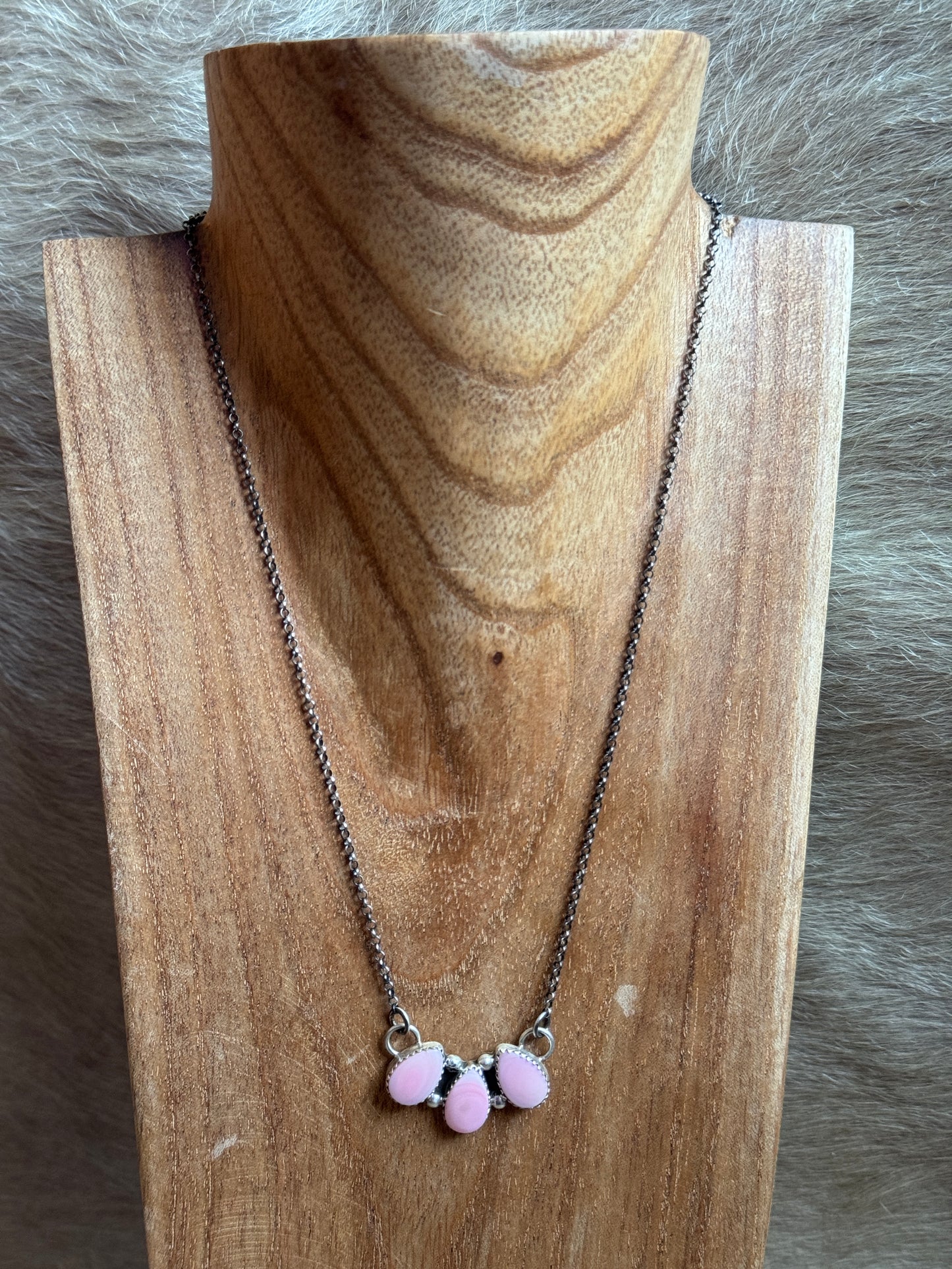 16" 3 Stone Bar Necklace