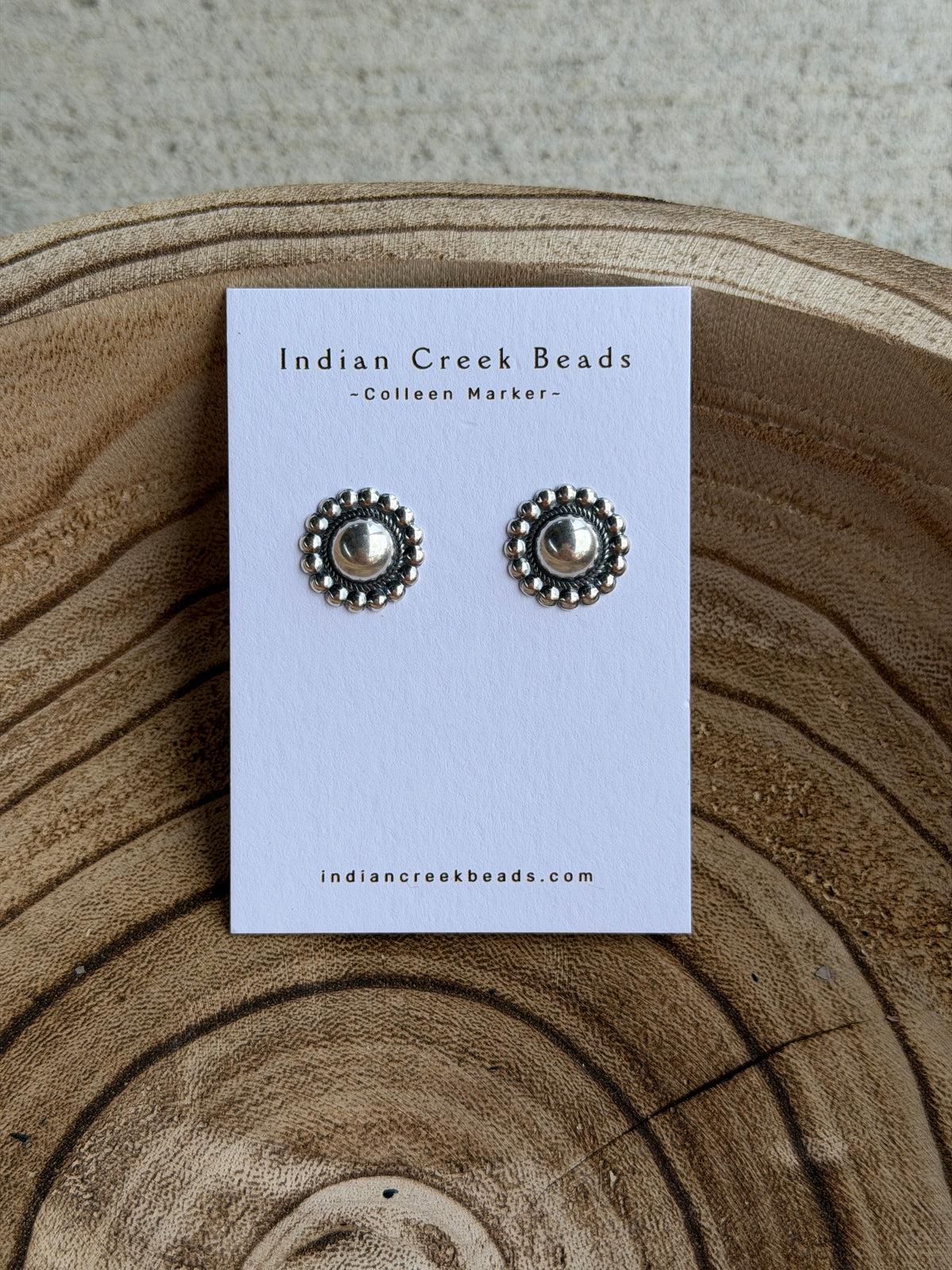 Medium Nickel Size Concho