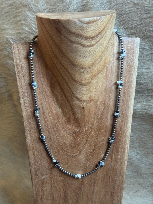 19" Pearl & White Buffalo