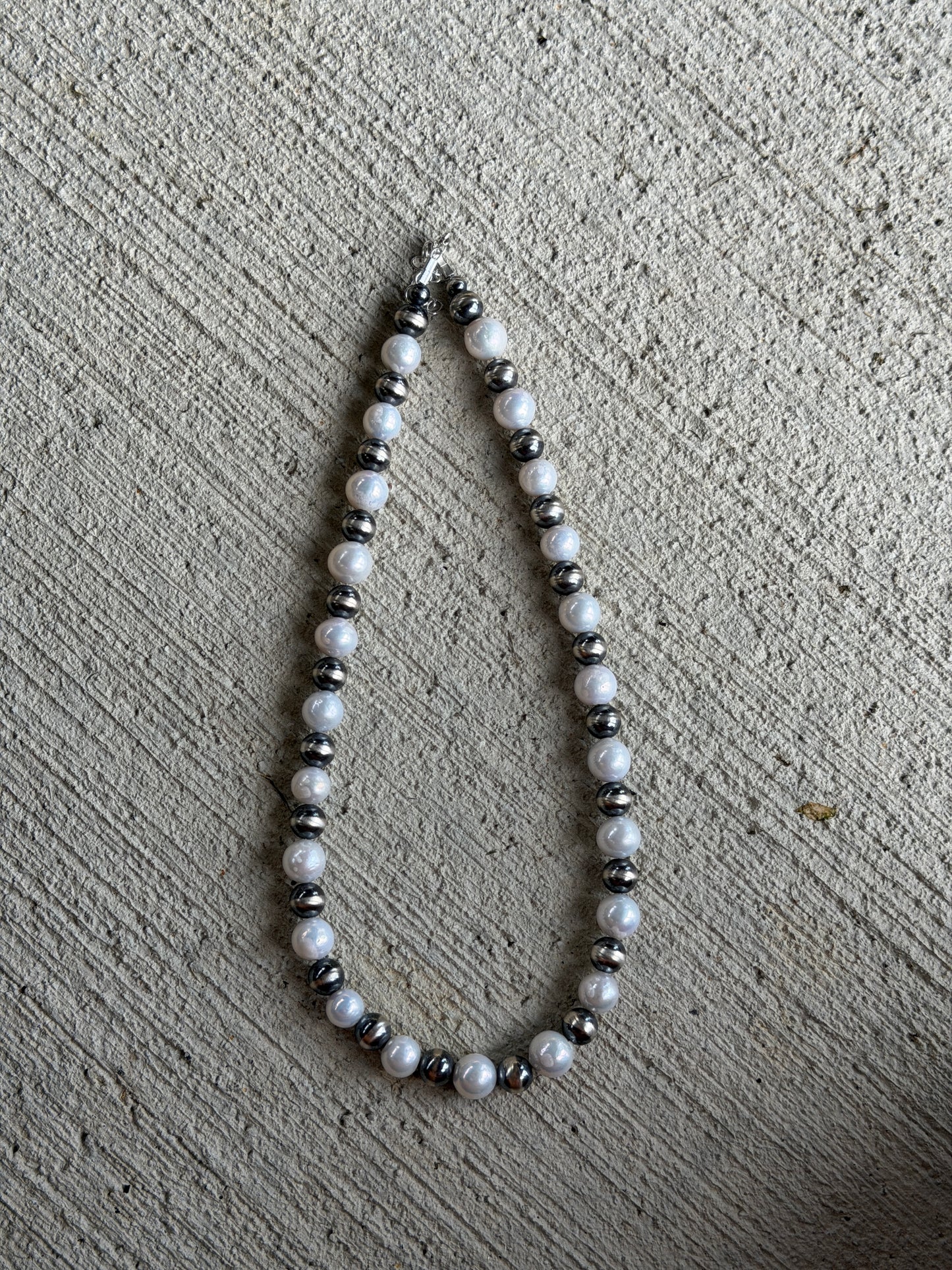 17-18.5" Freshwater Pearl