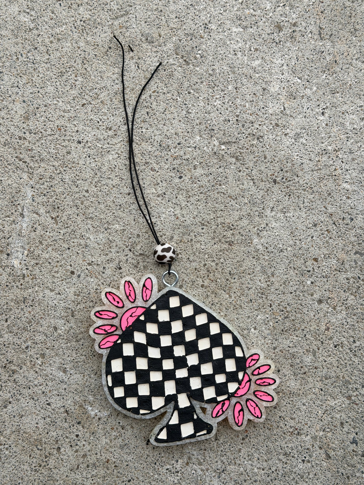 Checkered Pink Spade Freshie