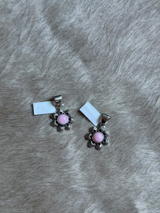 Pink Conch Flower Pendant