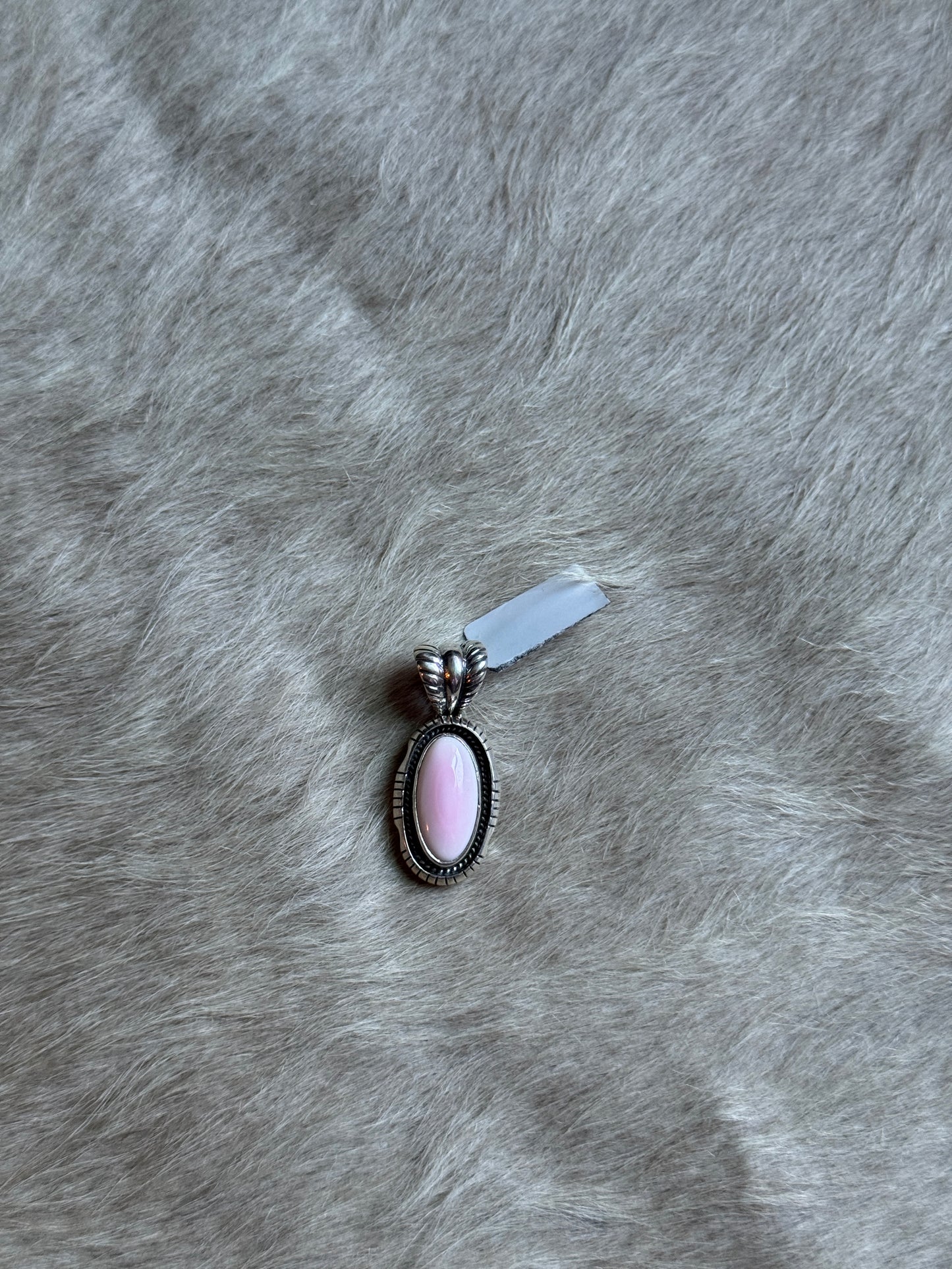 Pink Conch Oval Pendant