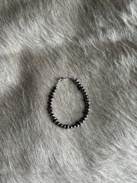 6.5-7" 4mm Pearl & 5mm Cor Saucer