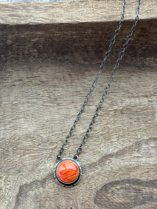 20" Orange Spiny Necklace