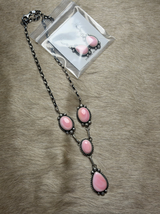 Pink Conch Necklace & Earring Set