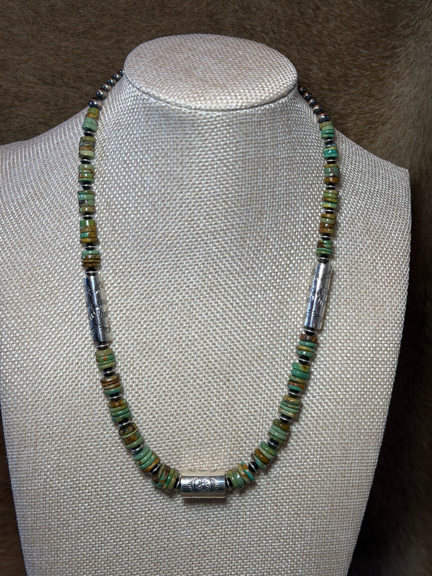 19.5-21" Turquoise & Barrel Bead