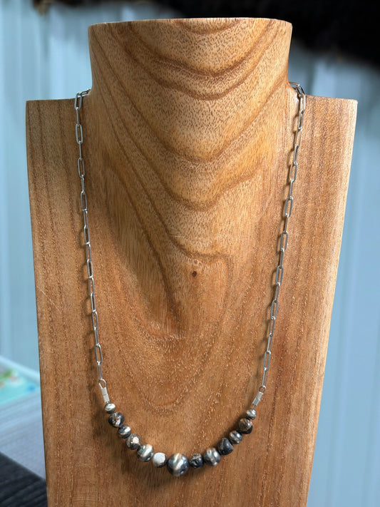 18" White Buffalo Bar Necklace