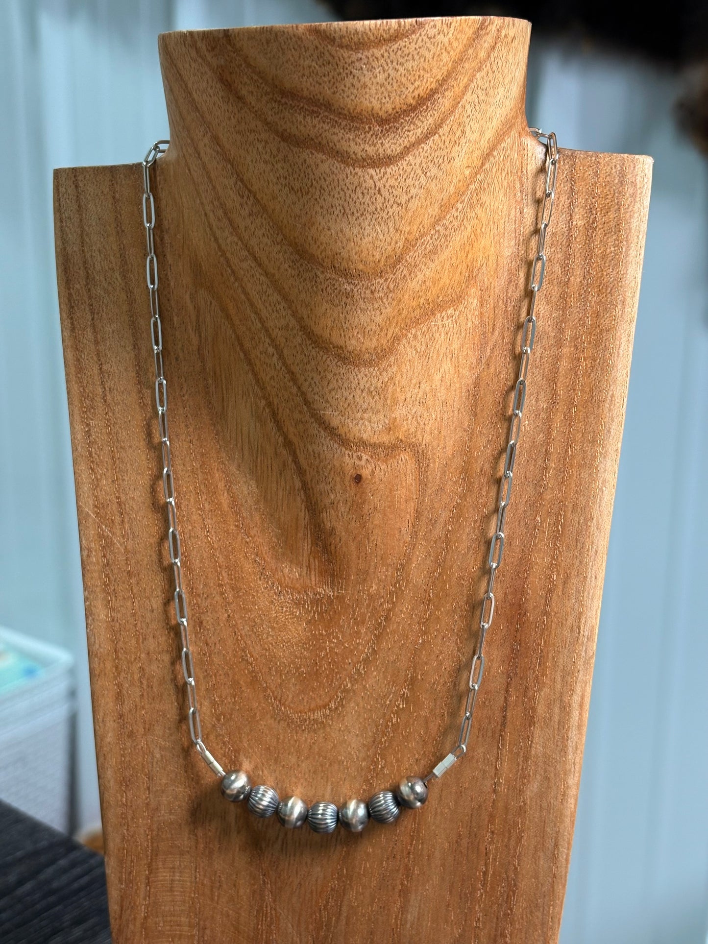 18" 8mm Pearl Bar Necklace