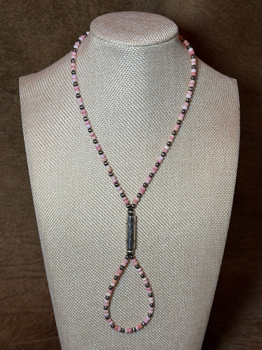 16.5-18.5" Pink Conch Loop Necklace