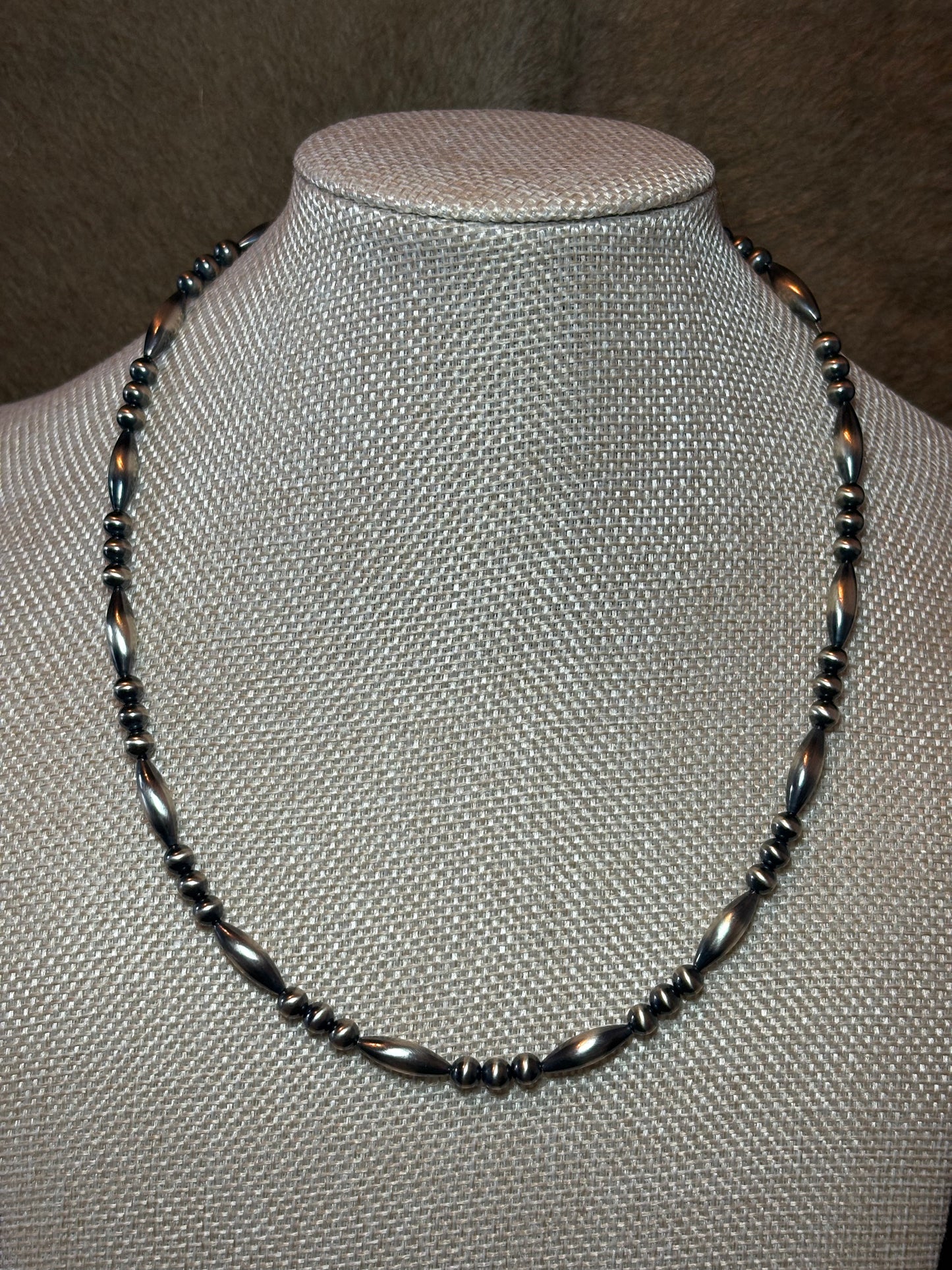 18.5-20" Pearl & Torpedo