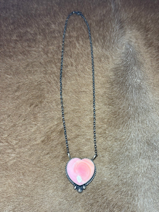 20" Pink Conch Heart Necklace