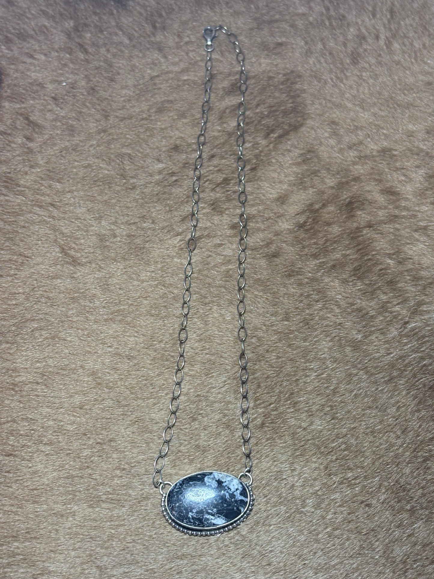 18" White Buffalo Bar Necklace