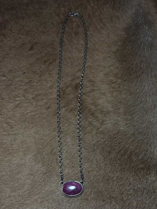 18" Purple Spiny Bar Necklace