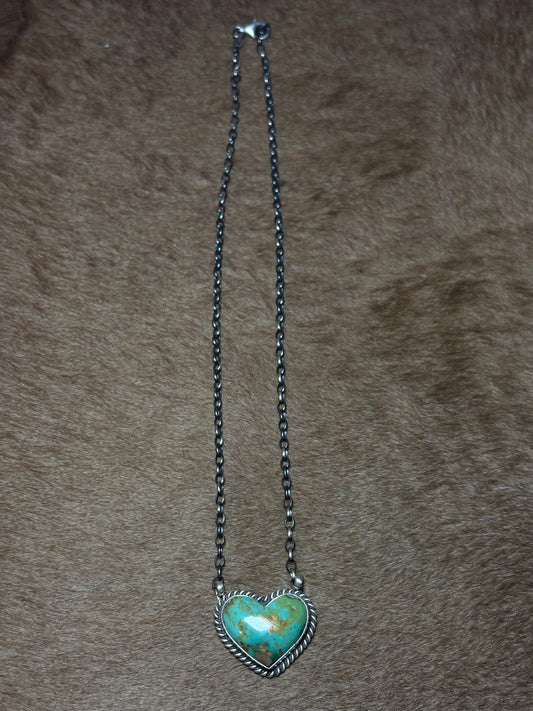 18" Green Turquoise Heart Necklace