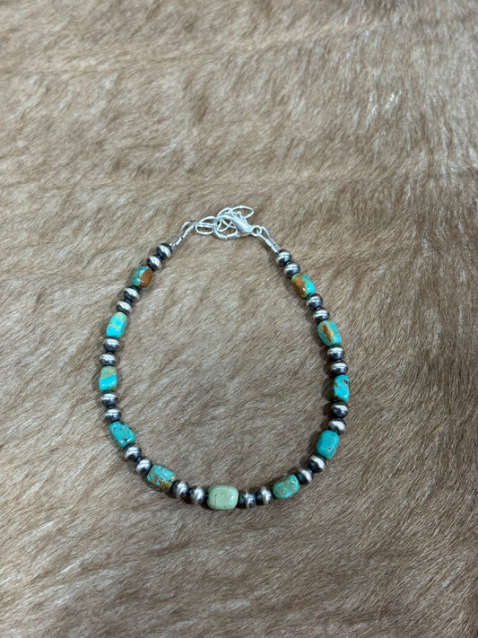 7" Turquoise & Pearl