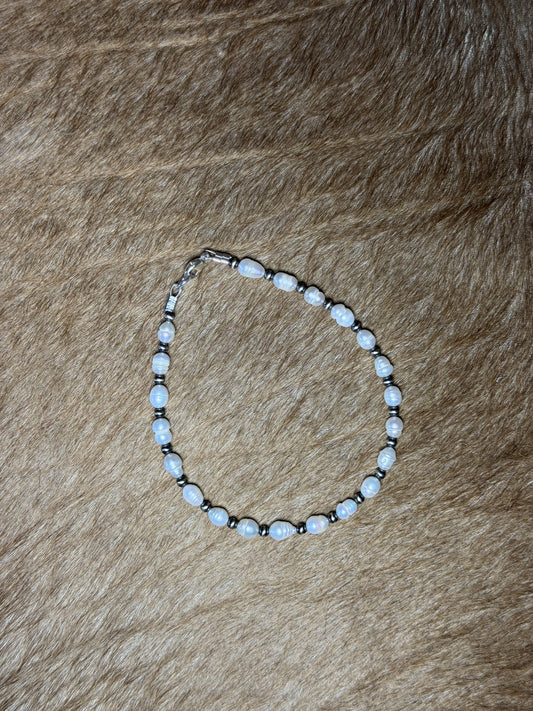 8.5" Freshwater Pearl