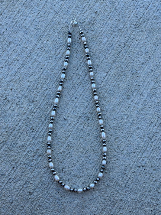 20-21.5" Freshwater Pearl