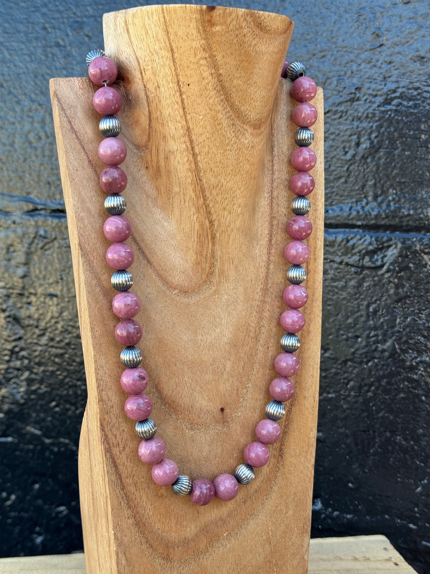21.5-22.5" Rhodonite